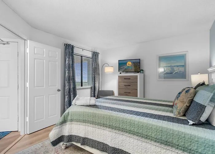 Ocean Forest Plaza Cozy Oceanfront Unit 1910